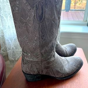 Women’s Lane Boots💕